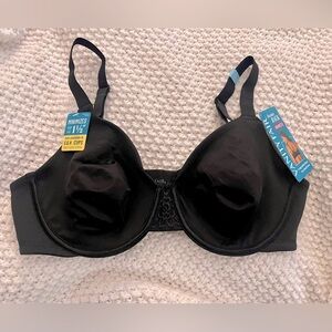 NEW Vanity Fair black 38C bra